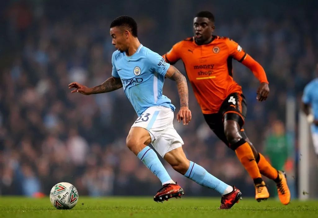 C7娱乐app-关于狼队铁桶防守扑救精彩，全队努力取胜的信息