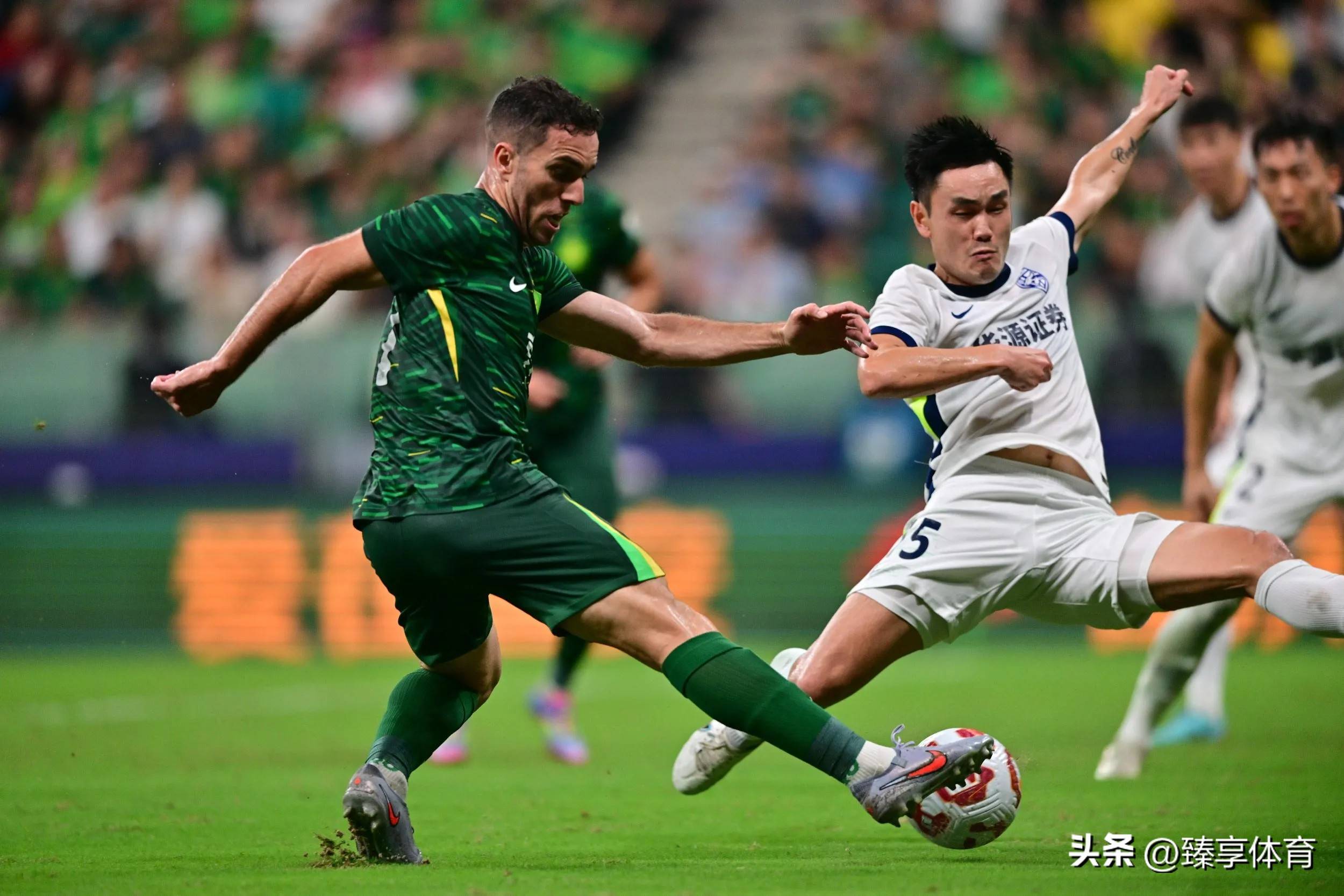 C7娱乐下载-包含国安主场大胜鲁能连胜领跑中超积分榜的词条