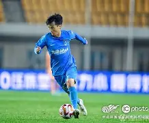 立陶宛队主帅对国家队未来比赛表示信心和期待(记者提问立陶宛球员因迎接孩子出生退赛 引教练不满)