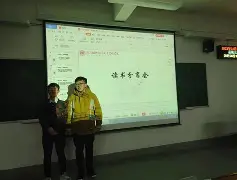 C7娱乐app-弗赖堡森林精灵以一场胜仗，赢得观众欢呼连连！的简单介绍